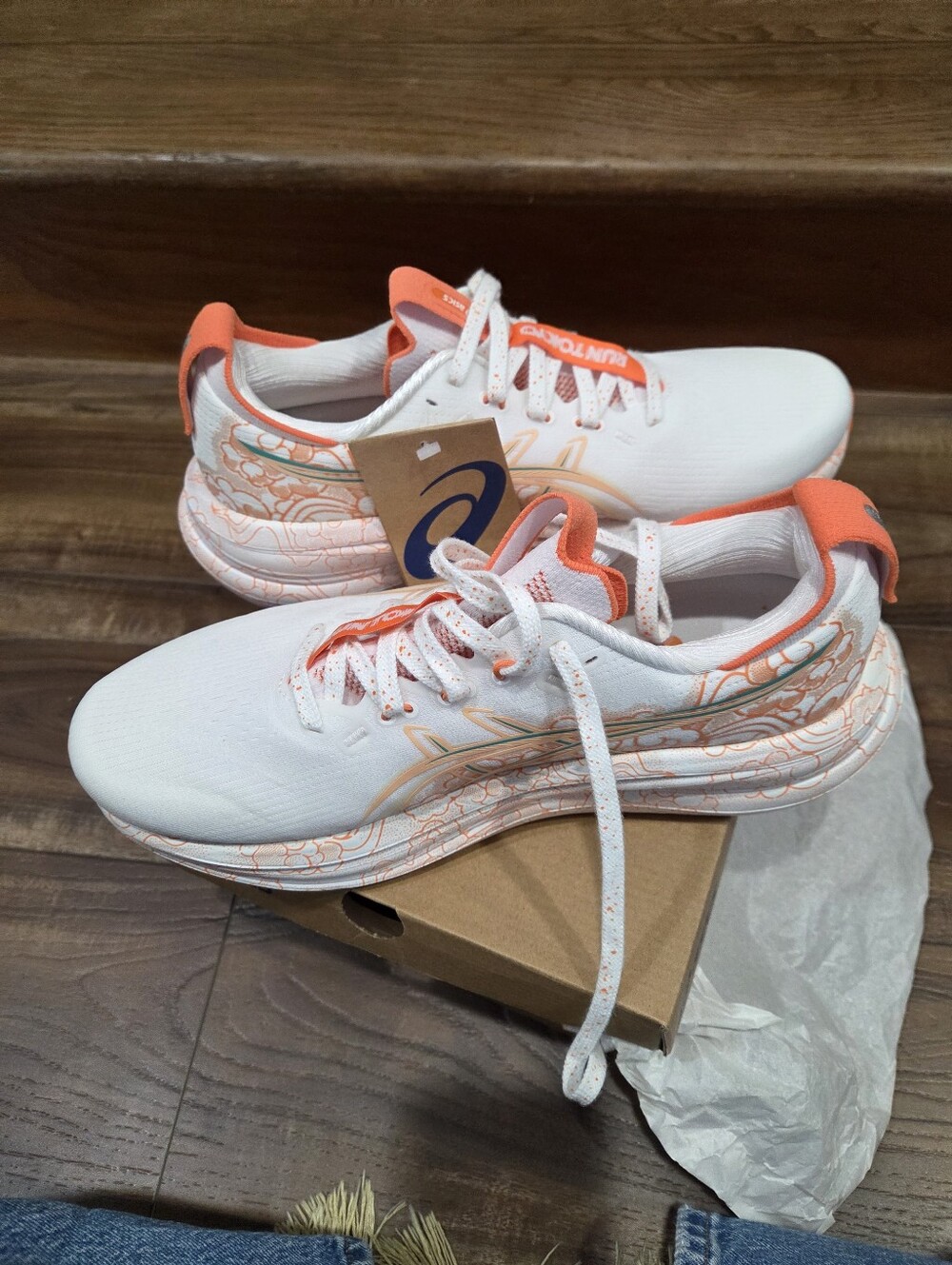 New In Box Asics Gel Nimbus 28 Tokyo - Picture 3 of 5